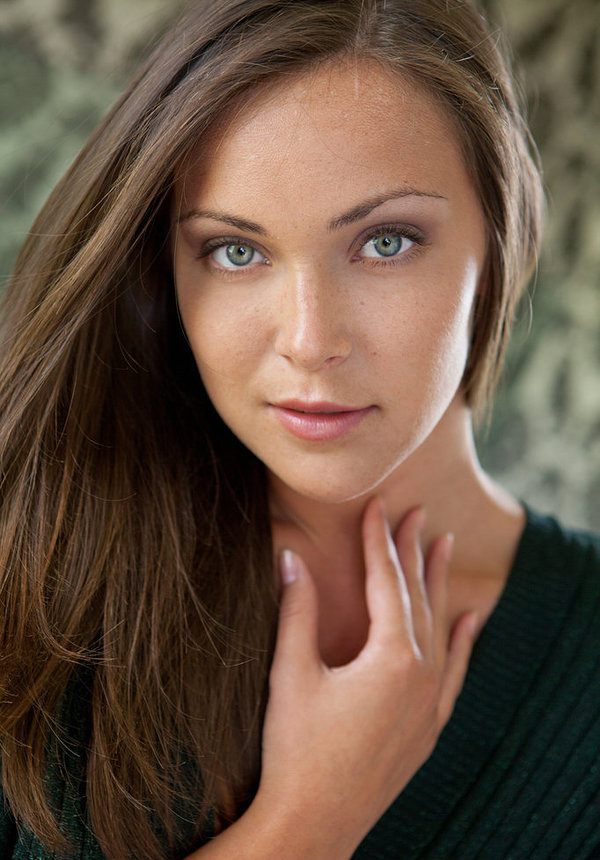Диана, 27